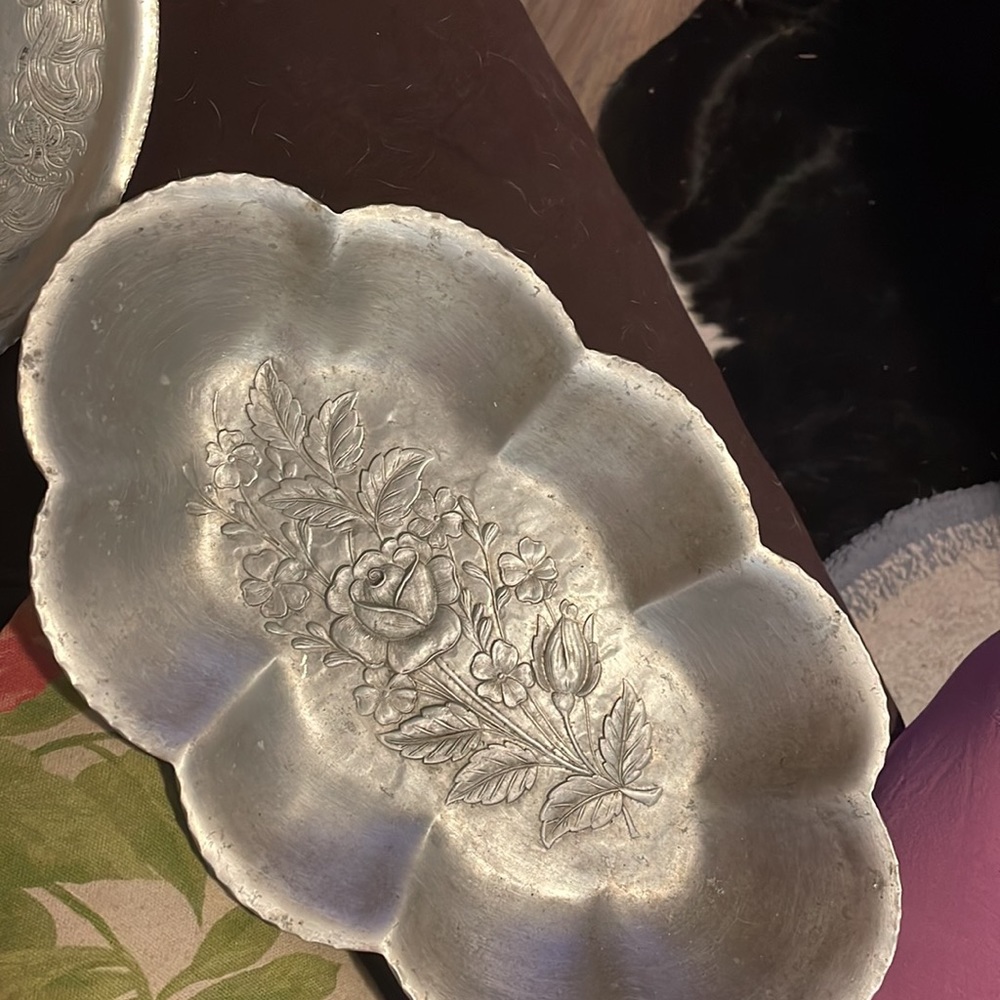 Mid century vintage hammered aluminum platters FOR BOTH /+2For#2 of them